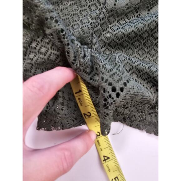 Bobbie Brooks size L large green lace lined short romper summer whimsigoth EUC - Picture 9 of 9